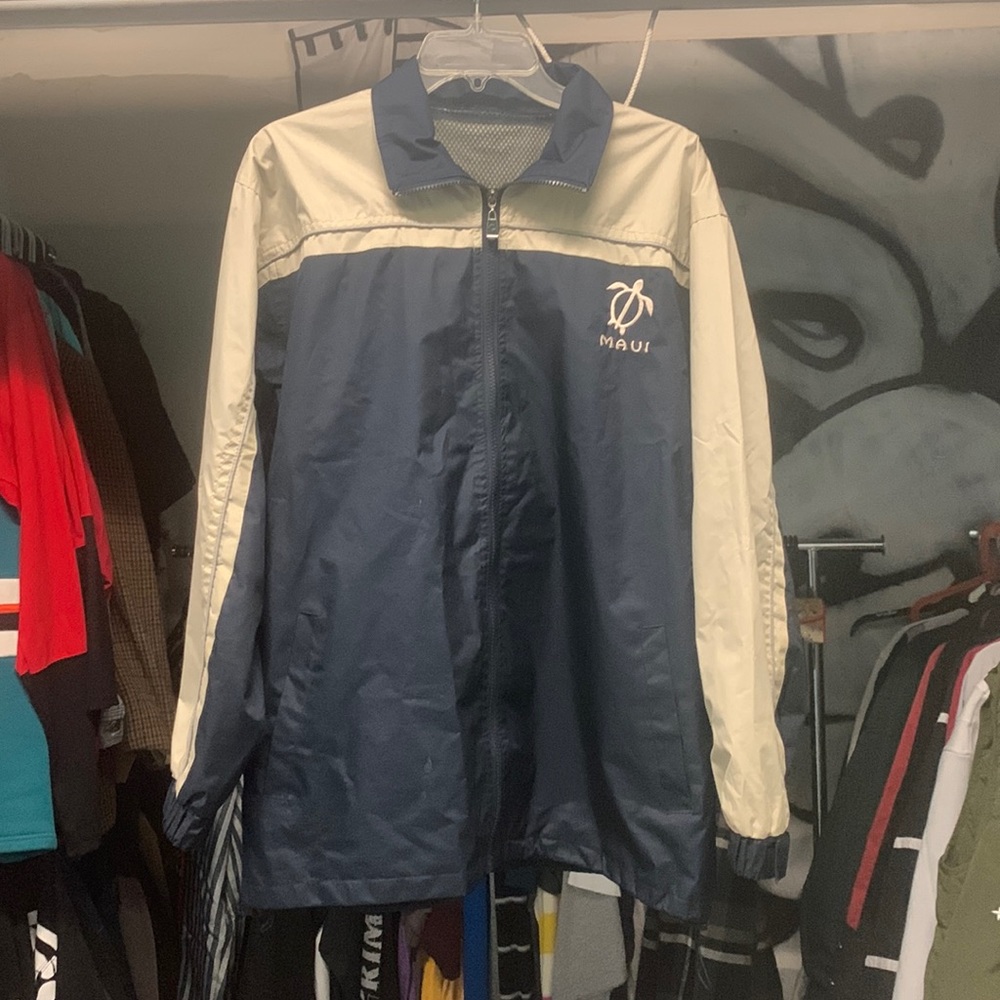 Maui wind breaker